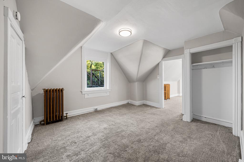 Residential Lease in MELROSE PARK 5