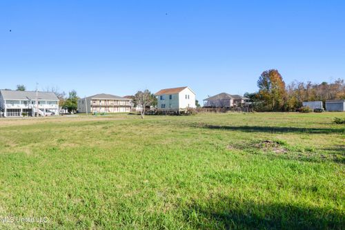 310 Perron St, Waveland, MS, 39576 | Card Image