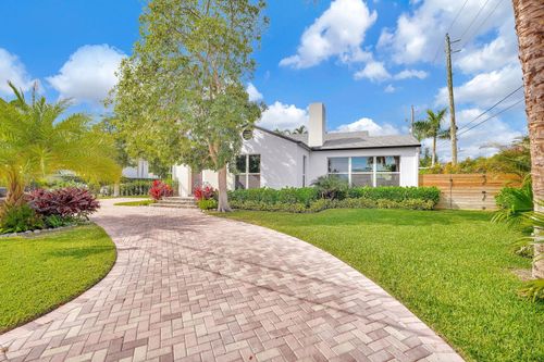 4015 Washington Rd, West Palm Beach, FL, 33405-2739 | Card Image