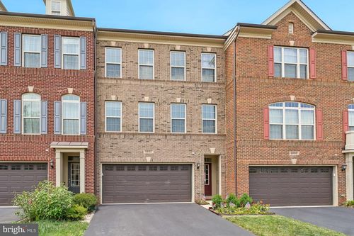 6602 Bartrams Forest Ln, HAYMARKET, VA, 20169-2729 | Card Image
