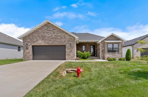 1102 Strait Ave, Ozark, MO, 65721-4293 | Card Image