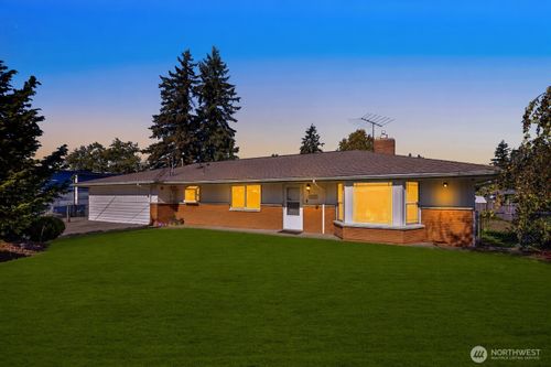 12820 Se 172nd St, Renton, WA, 98058-6132 | Card Image