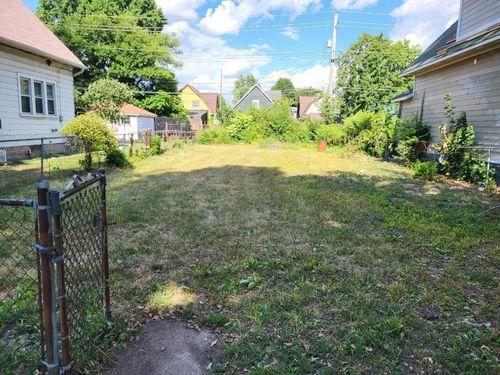 3135 Boulevard Pl, Indianapolis, IN, 46208-4609 | Card Image