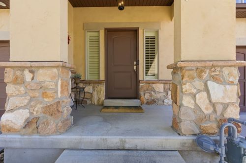 7235 S Viansa Ct, Midvale, UT, 84047-5681 | Card Image