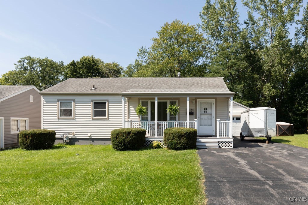 Cole Rd, East Syracuse, NY 13057