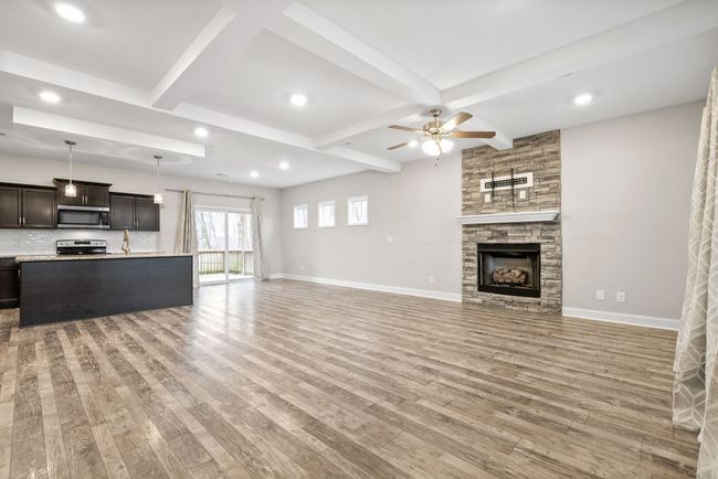 1184 Eagles Nest Ln, House other with 4 bedrooms, 3 bathrooms and 6 parking in Clarksville TN | Image 4