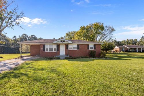 1179 N Main St, Tennessee Ridge, TN, 37178-4025 | Card Image