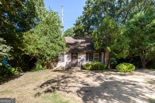 2126 Pinehurst Dr, East Point, GA, 30344-1119 | Card Image