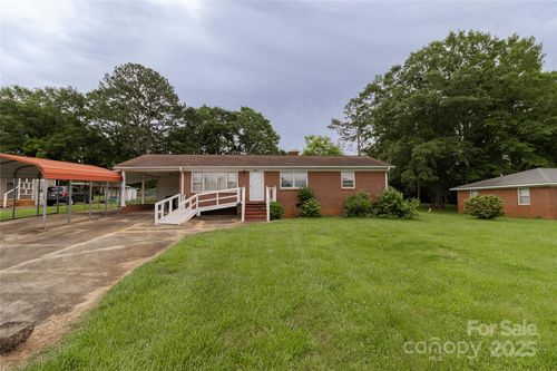 905 Florence St, Gaffney, SC, 29340-2113 | Card Image