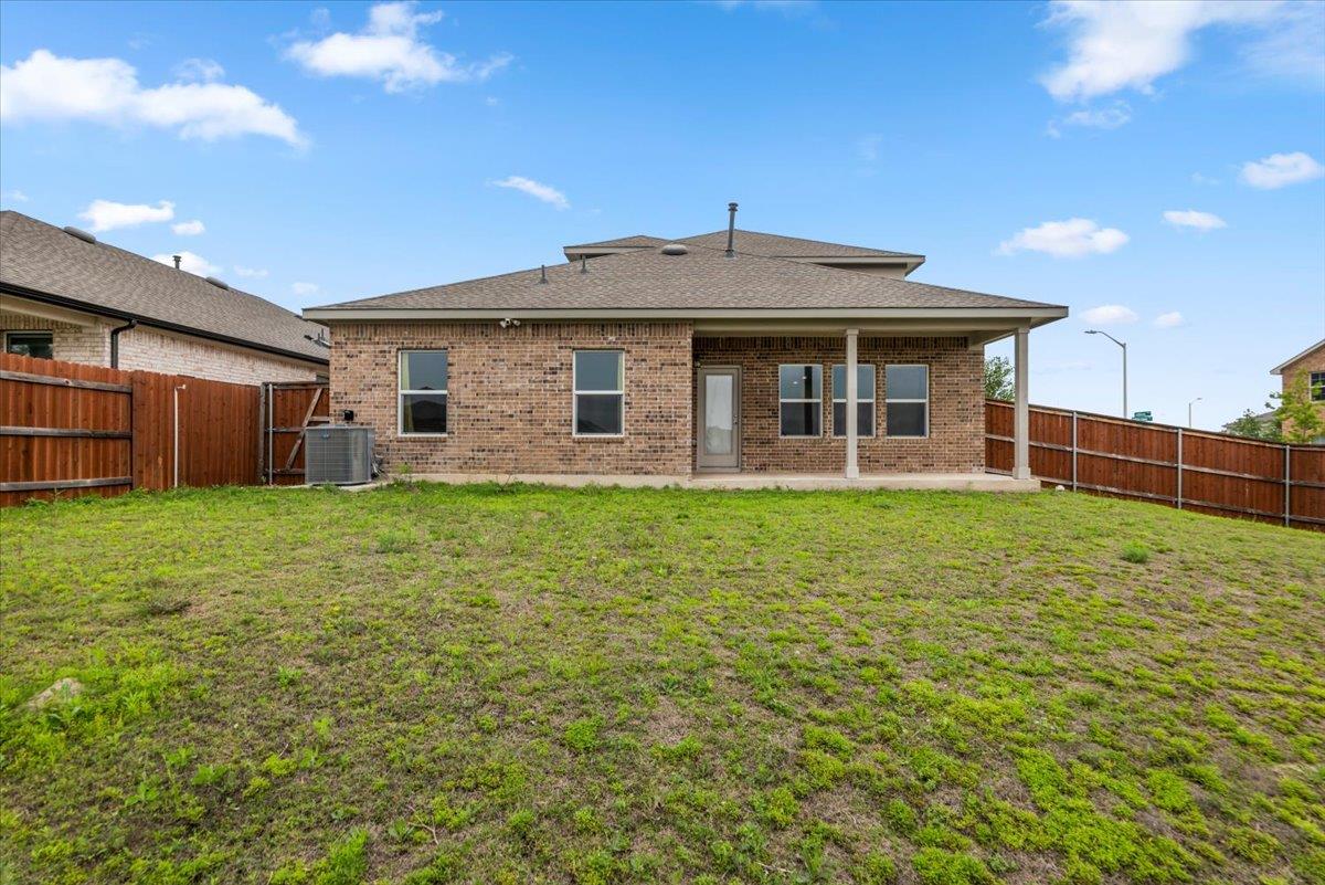 Residential Lease in Leander 5