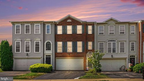 28 Brower Ln, POTTSTOWN, PA, 19465-6608 | Card Image