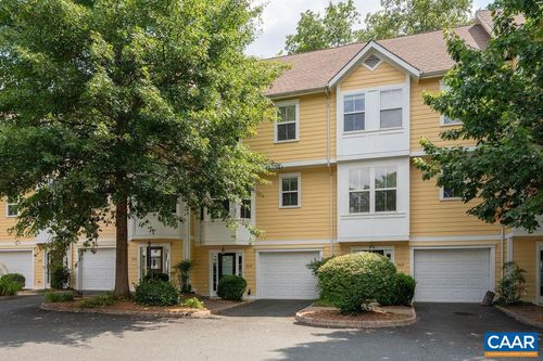 apt-e-106 Melbourne Park Cir, CHARLOTTESVILLE, VA, 22901-3947 | Card Image