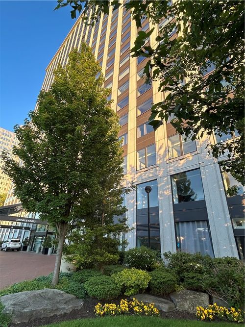 7g-320 Fort Duquesne Blvd, Pittsburgh, PA, 15222-1110 | Card Image