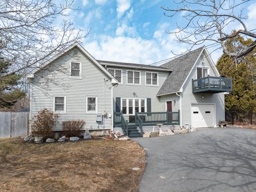 10 Pleasant Street, Winterport, ME, 04496 | Card Image
