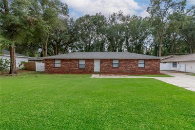 5456 Nw 64th Street, House other with 5 bedrooms, 3 bathrooms and null parking in Ocala FL | Image 1