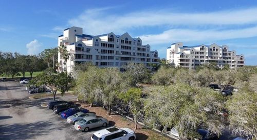 a607-2333 Feather Sound Dr, Clearwater, FL, 33762-8027 | Card Image