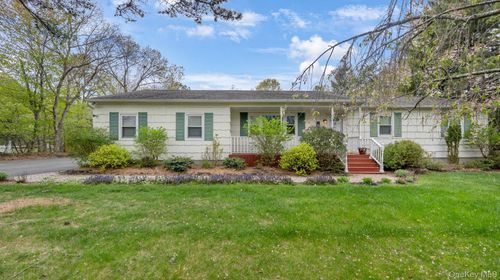 120 Helme Ave, Miller Place, NY, 11764-3209 | Card Image