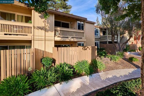 98-810 Oak Grove Rd, Concord, CA, 94518-3547 | Card Image