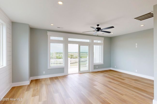 130 Sea Oaks Ct, Townhouse with 4 bedrooms, 4 bathrooms and null parking in N Topsail Beach NC | Image 40