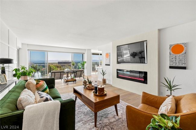 3111 Bel Air Dr, Unit#8F, Las Vegas, NV 89109 | Image 17
