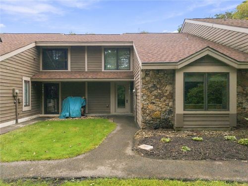 1467 Gebhart Way, Hidden Valley, PA, 15502 | Card Image