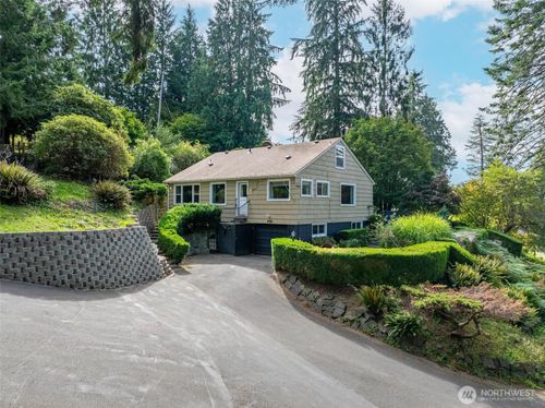 456 Upper Grand Ave, Hoquiam, WA, 98550-1445 | Card Image
