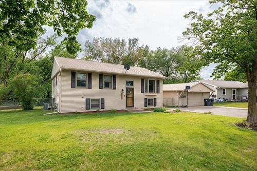 3032 Marion Road S, La Crosse, WI, 54601 | Card Image