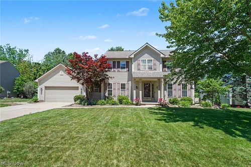 1023 Coopers Run, Amherst, OH, 44001-2630 | Card Image