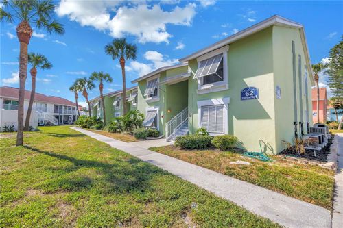 apt-i-3735 42nd Way S, ST PETERSBURG, FL, 33711-4061 | Card Image