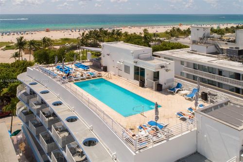 a202-1024 Ocean Dr, Miami Beach, FL, 33139-5014 | Card Image