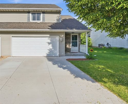 1425 Kodiak Ct, Coralville, IA, 52241-1379 | Card Image