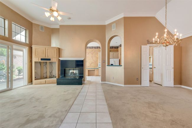18132 Meandering Way, House other with 3 bedrooms, 2 bathrooms and null parking in Dallas TX | Image 10