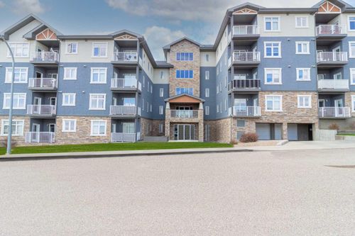 305-19 Terrace View Ne, Medicine Hat, AB, T1C0E8 | Card Image