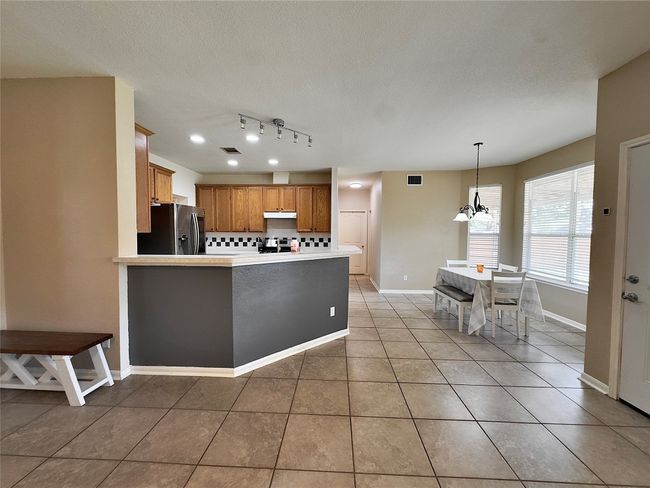 404 Autumn Trl, House other with 5 bedrooms, 3 bathrooms and 4 parking in Georgetown TX | Image 7
