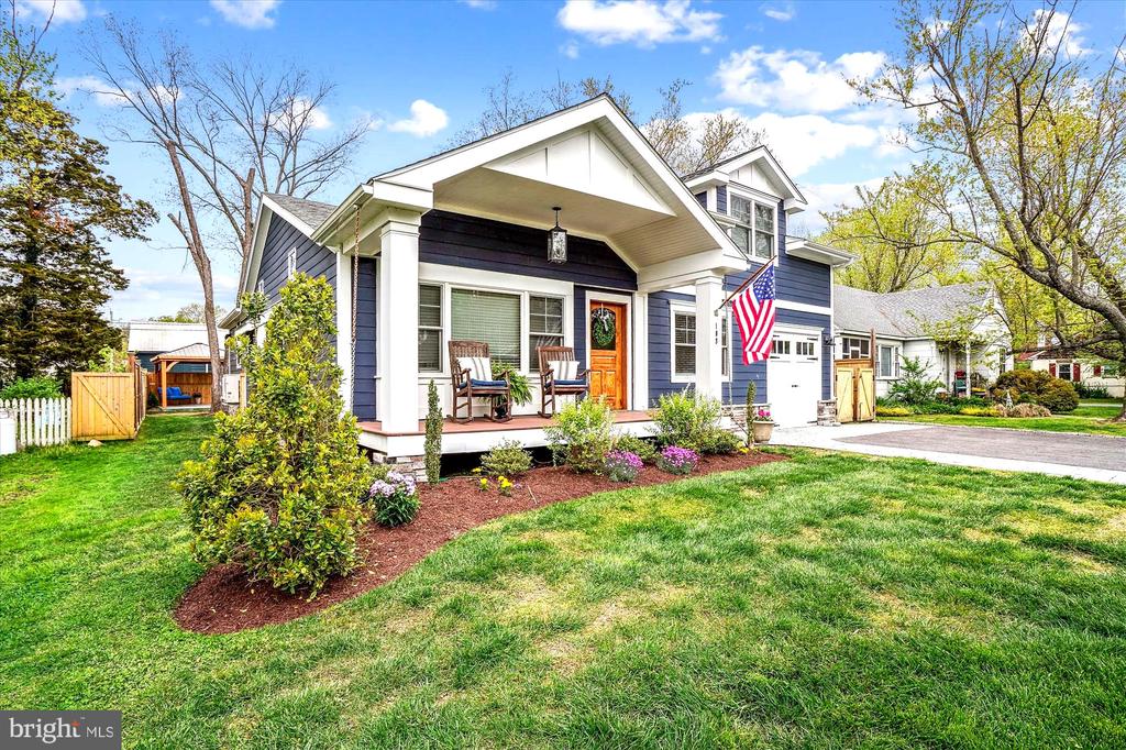 Maple Ave, Saint Michaels, MD 21663