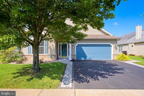 12 Woodview Dr, Manchester Tw, NJ, 08759-1372 | Card Image
