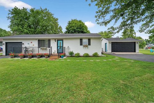 470 Lincoln Ct, Evansville, WI, 53536-1291 | Card Image