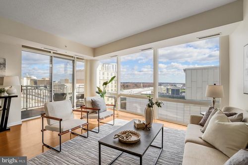 1009-930 Wayne Ave, SILVER SPRING, MD, 20910-4479 | Card Image