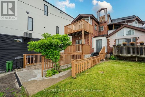 592A Danforth Road, Toronto (Clairlea-Birchmount), ON, M1K1E6 | Card Image