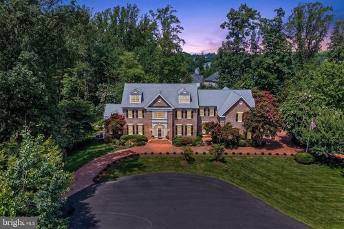 8836 Rommel Dr, Lorton, VA, 22079-3272 | Card Image