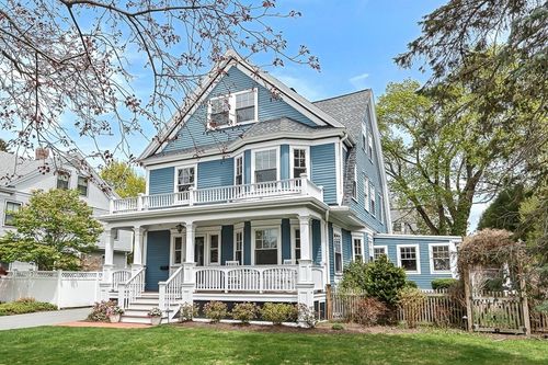 15 Yale St, Winchester, MA, 01890-2405 | Card Image