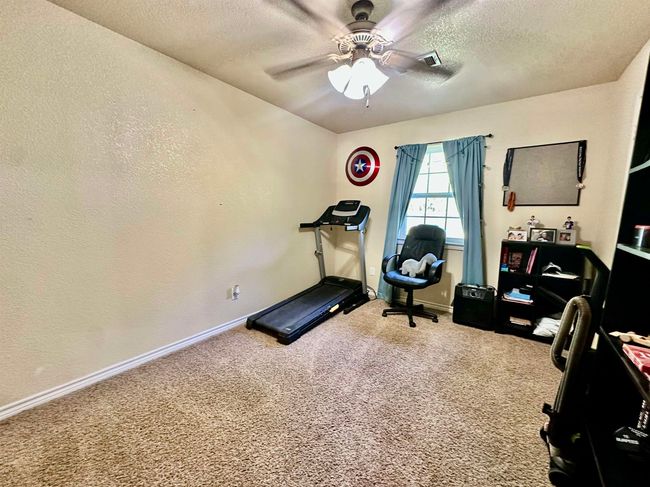 725 Cr 4364, House other with 3 bedrooms, 2 bathrooms and null parking in Spurger TX | Image 4