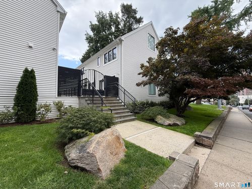 p-141 Grove St, Stamford, CT, 06901-1859 | Card Image