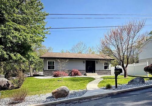 151 E Garfield Ave, Carbondale, PA, 18407-2104 | Card Image