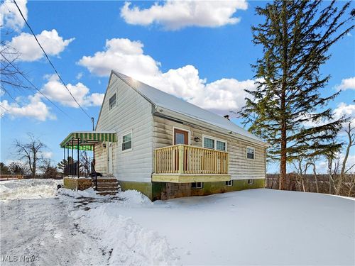 54 Juanita St, Steubenville, OH, 43952-7940 | Card Image