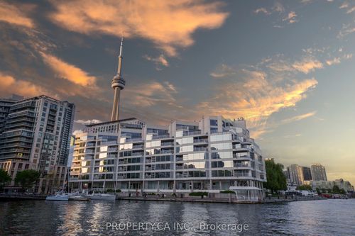 707-401 Queens Quay W, Toronto, ON, M5V2Y2 | Card Image