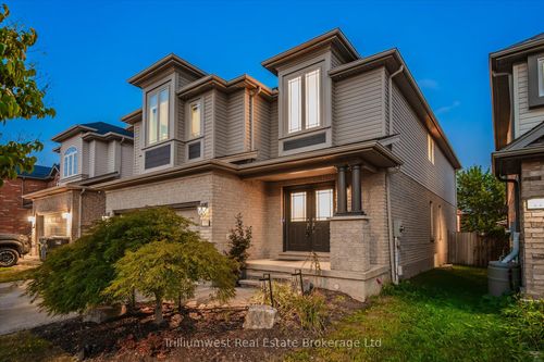 117 Simmonds Dr, Guelph, ON, N1E7L8 | Card Image