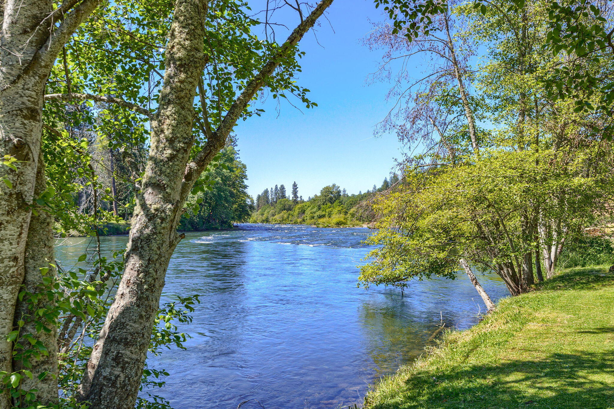 Rogue River Dr, Shady Cove, OR 97539