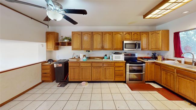 APT-14 - 92-1244 Kikaha St, Condo with 4 bedrooms, 3 bathrooms and 2 parking in Kapolei HI | Image 4