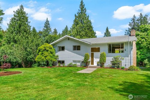 8403 64th St Ne, Marysville, WA, 98270-7739 | Card Image